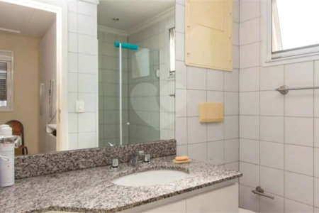 Apartamento à venda com 3 suítes em Paraíso do Morumbi, São Paulo, SP
