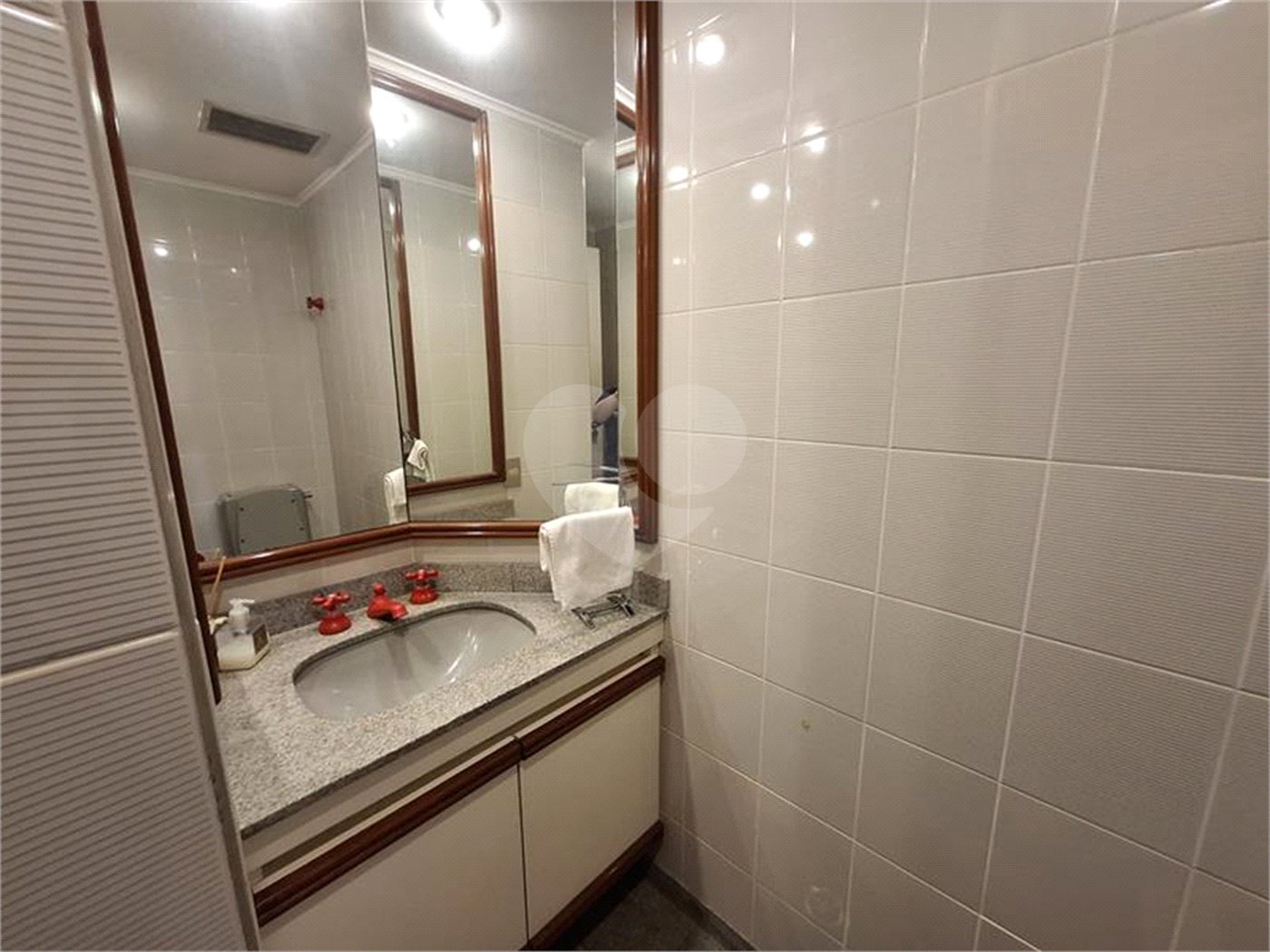 Apartamento, a venda, com 300m² de área privativa, 4 suítes, 4 vagas - Santana / SP