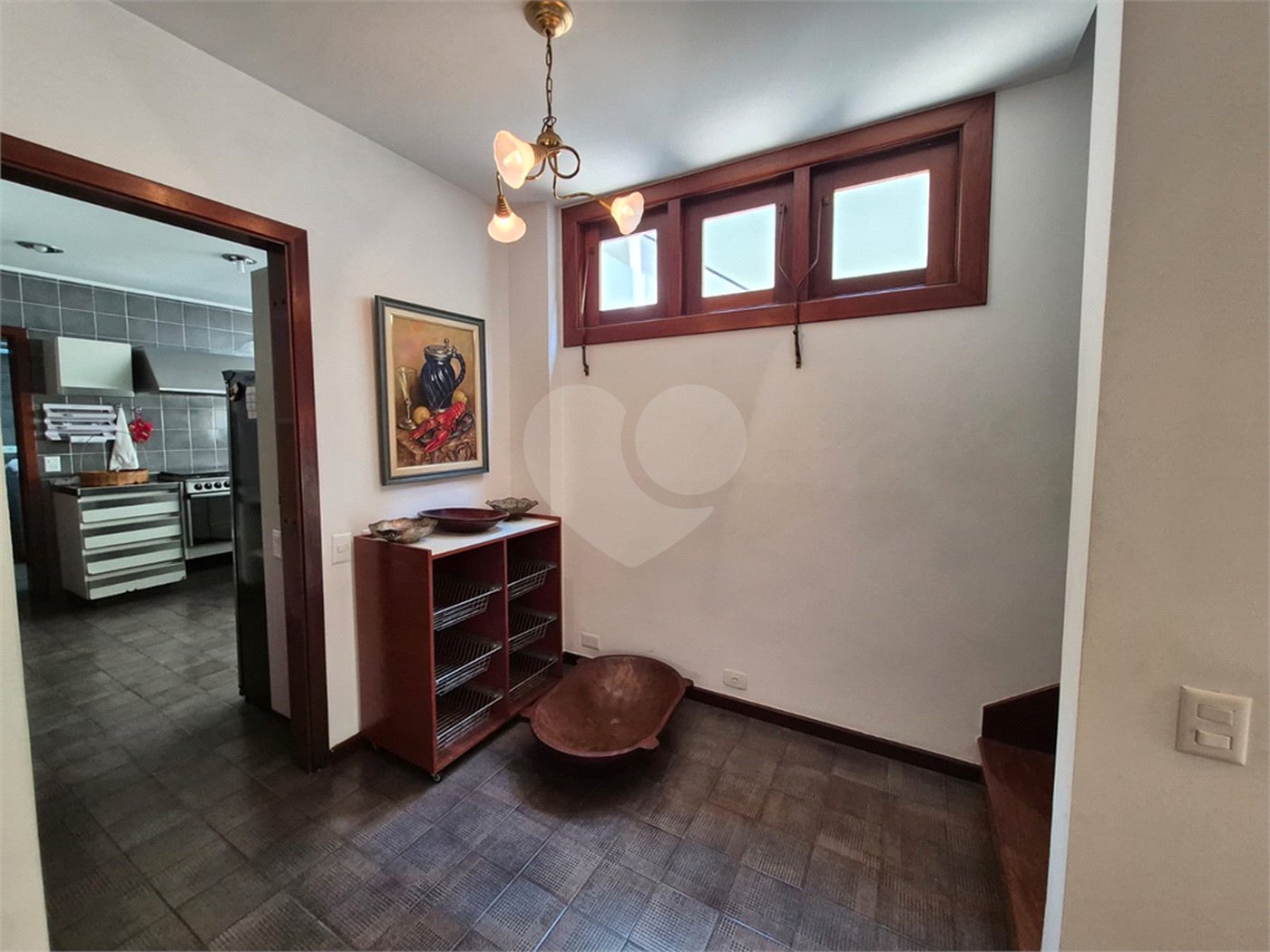 Casa de Vila à venda ou para alugar com 4 quartos, sendo 2 suítes,  em Jardim Leonor, São Paulo, SP