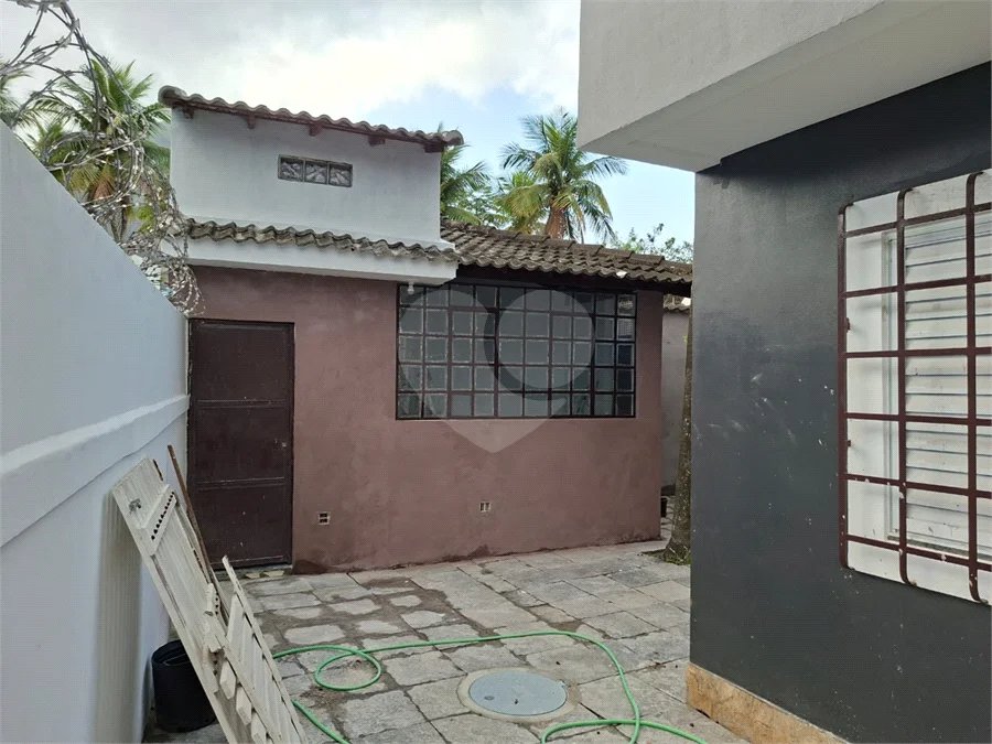 Casa à venda com 3 quartos, sendo 1 suíte, em Vargem Pequena, Rio de Janeiro, RJ