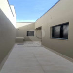 Casa à venda com 2 quartos, sendo 1 suíte, em Parque Residencial Sabiás, Indaiatuba, SP
