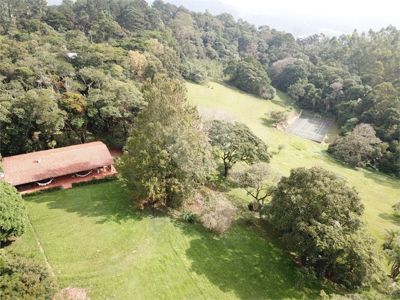 Chácara à venda com 5 quartos em Volta Grande (são João Novo), São Roque, SP
