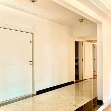 Apartamento à venda com 4 suítes em Jardim Marajoara, São Paulo, SP