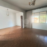Casa à venda com 3 quartos, sendo 1 suíte, em Vila Santana, Araraquara, SP