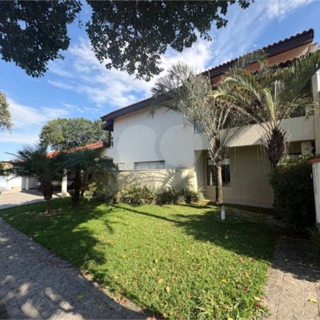 Casa à venda com 4 suítes no condomínio Granja Olga II, Sorocaba - SP