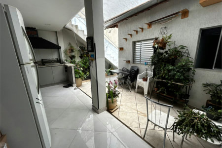 Casa à venda com 4 quartos, sendo 2 suítes, em Vila Buenos Aires, São Paulo, SP