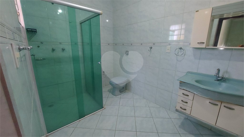 Sobrado à venda com 3 quartos, sendo 1 suíte, em Wanel Ville, Sorocaba, SP