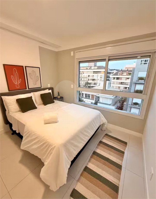 Apartamento à venda com 2 suítes em Jurerê, Florianópolis, SC