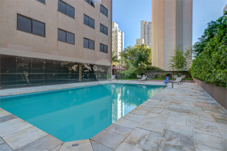 Apartamento à venda com 4 suítes em Moema, São Paulo, SP