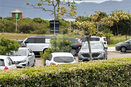 Sobrado à venda com 7 quartos, sendo 6 suítes, em Jurerê Internacional, Florianópolis, SC