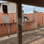 Casa térrea no Prolongamento Jardim das Torres.