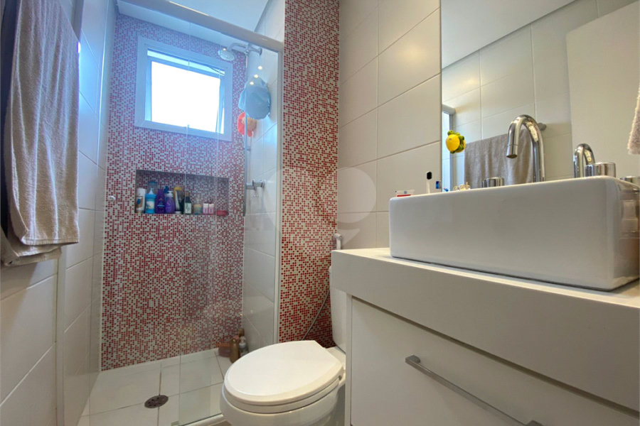 Apartamento à venda com 2 suítes em Parada Inglesa, São Paulo, SP