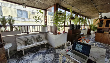 Cobertura à venda com 4 quartos, sendo 1 suíte,  em Tijuca, Rio de Janeiro, RJ