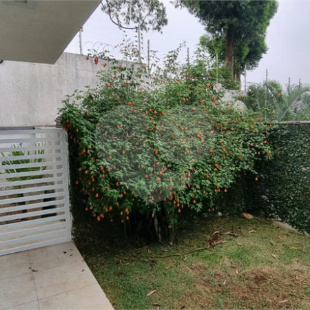 Casa à venda com 5 quartos, sendo 2 suítes, no condomínio Swiss Park, São Bernardo do Campo - SP