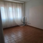 Sobrado à venda com 4 quartos, sendo 2 suítes,  em Campestre, Santo André, SP