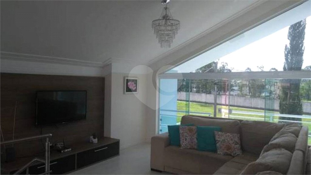 Casa à venda com 4 suítes no condomínio Jardim dos Lagos, Indaiatuba - SP
