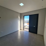 Casa à venda com 3 suítes no condomínio Reserva dos Jatobás, Louveira - SP