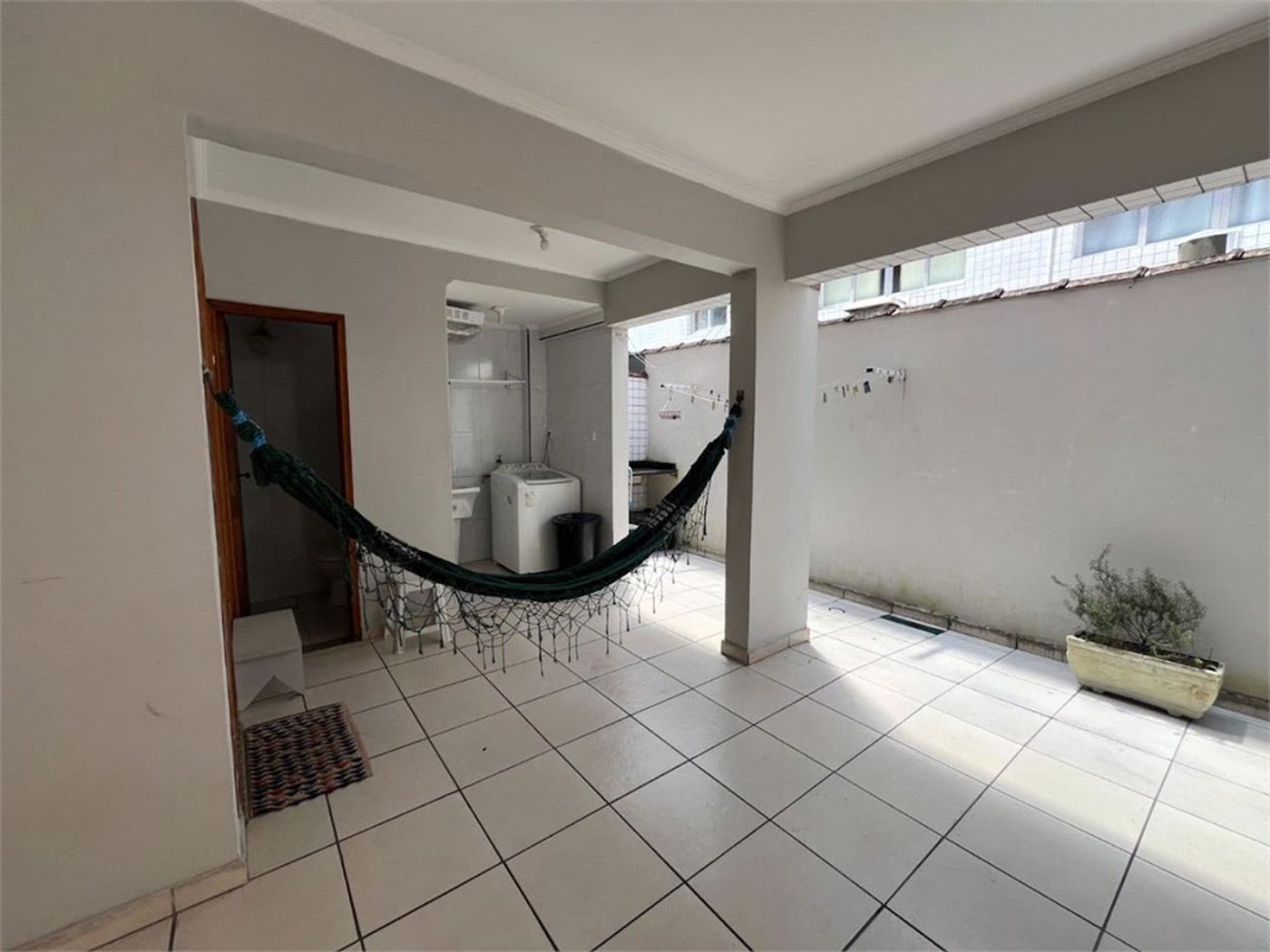 Casa com 3 dormitórios à venda, 142 m² por R$ 675.000,00 - Centro - São Vicente/SP
