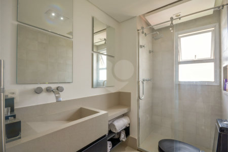 Apartamento à venda com 4 suítes,  em Vila Uberabinha, São Paulo, SP