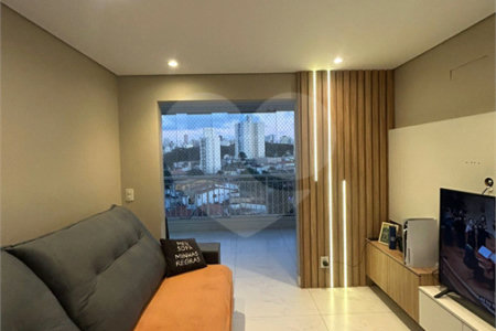Apartamento à venda com 3 quartos, sendo 1 suíte, em Jardim Vazani, São Paulo, SP