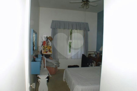 Casa à venda com 4 quartos, sendo 1 suíte, em Brooklin Velho, São Paulo, SP