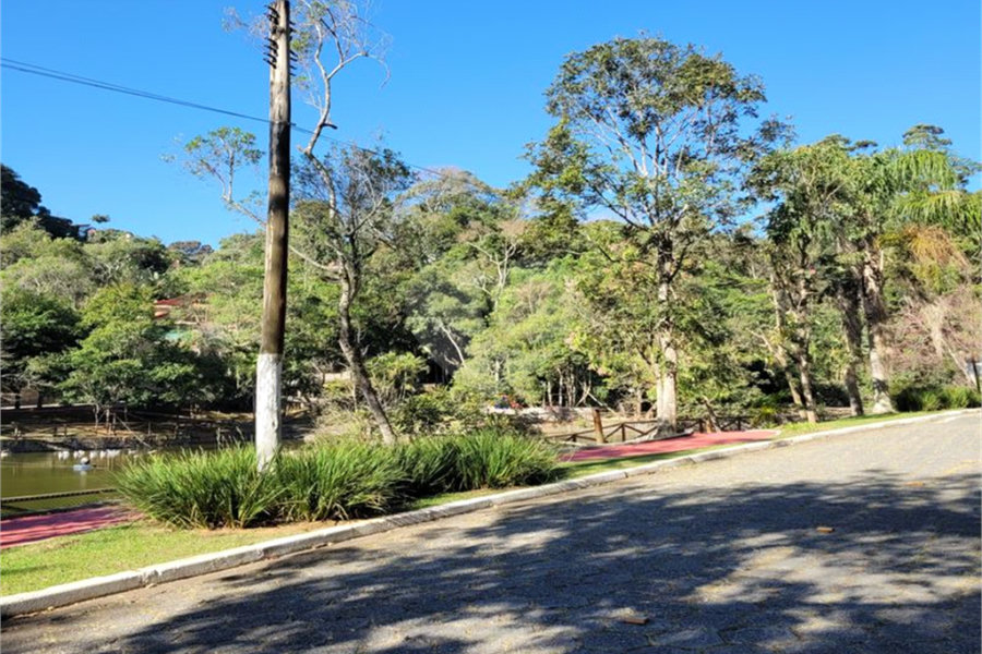 Terreno à venda no condomínio Parque Imperial da Cantareira, Mairiporã - SP