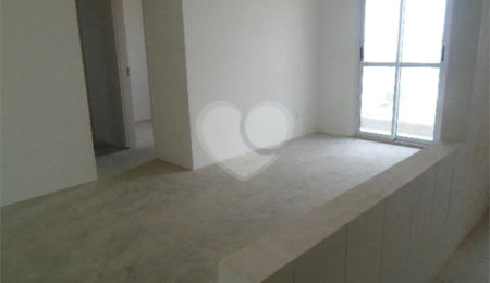 Apartamento à venda com 2 quartos, sendo 1 suíte,  em Vila Mazzei, São Paulo, SP
