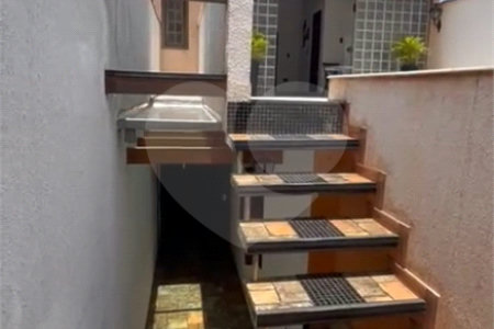 Casa à venda com 3 suítes em Vila Romana, São Paulo, SP