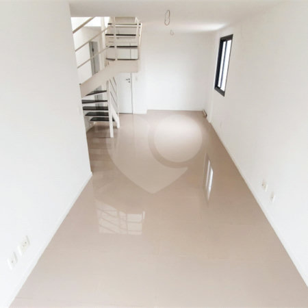 Cobertura à venda com 2 quartos, sendo 1 suíte,  em Tijuca, Rio de Janeiro, RJ