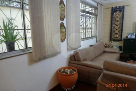 Apartamento à venda com 3 quartos, sendo 1 suíte, em Aclimação, São Paulo, SP