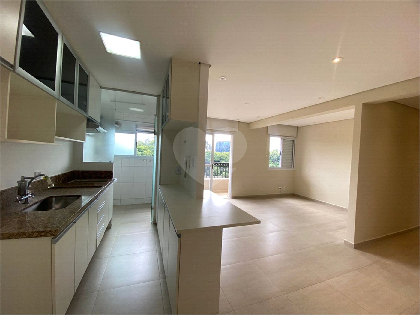 Apartamento à venda ou para alugar com 2 quartos, sendo 1 suíte, em Parada Inglesa, São Paulo, SP