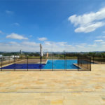 Casa à venda ou para alugar com 4 suítes no condomínio Residencial Jardim Primavera, Louveira - SP