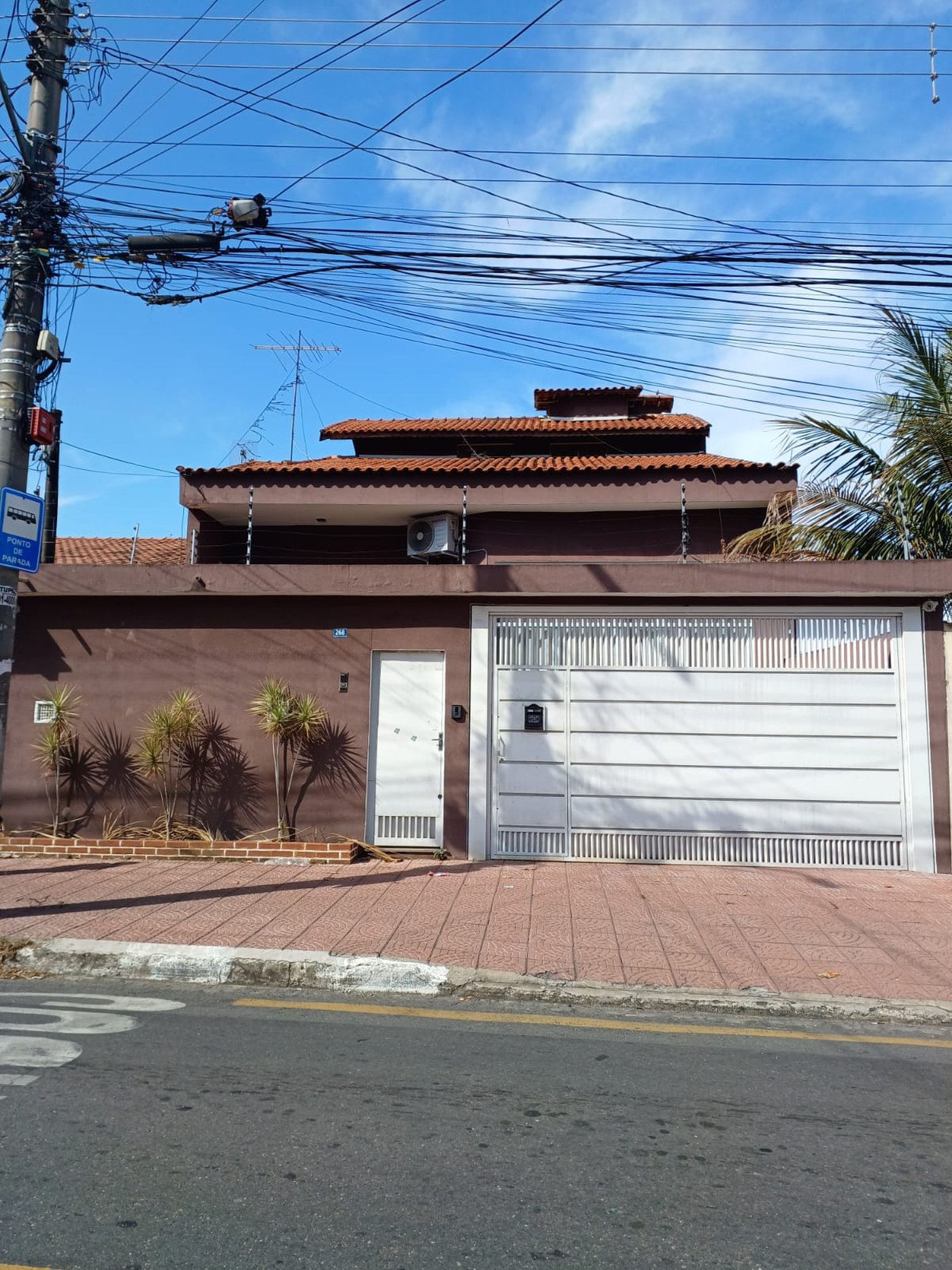 Casa à venda com 3 quartos, sendo 1 suíte, em Jardim Rosana, Guarulhos, SP
