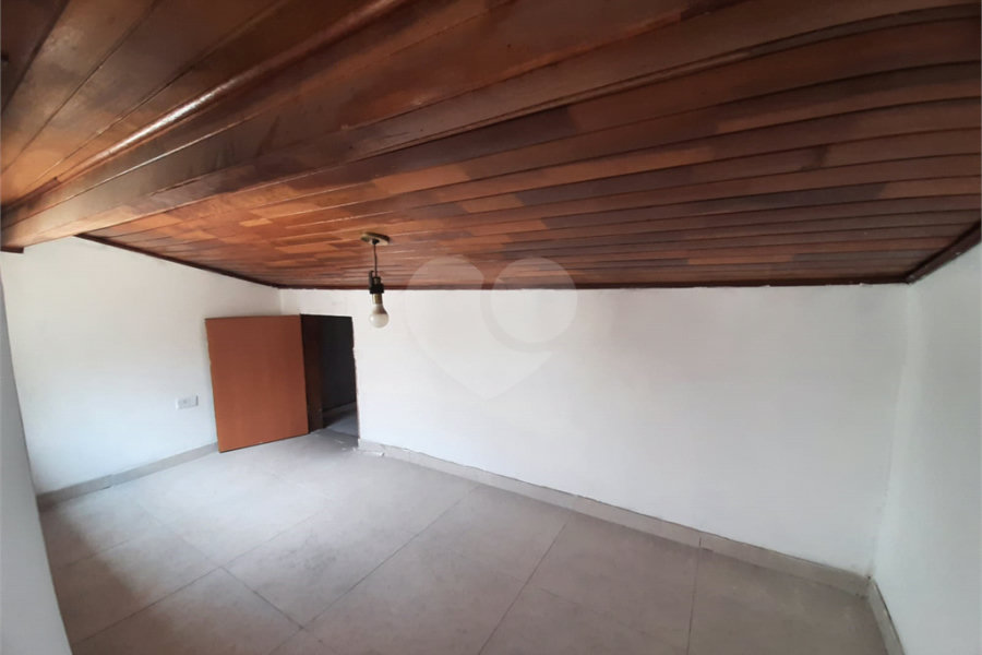 Casa à venda com 3 quartos, sendo 1 suíte, no condomínio Cantareira Park, São Paulo - SP