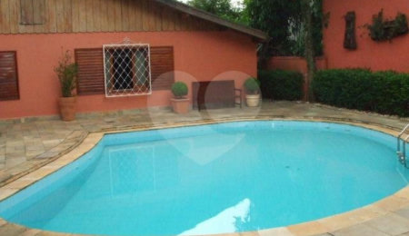 Casa Térrea à venda com 3 suítes em Jardim Petrópolis, São Paulo, SP