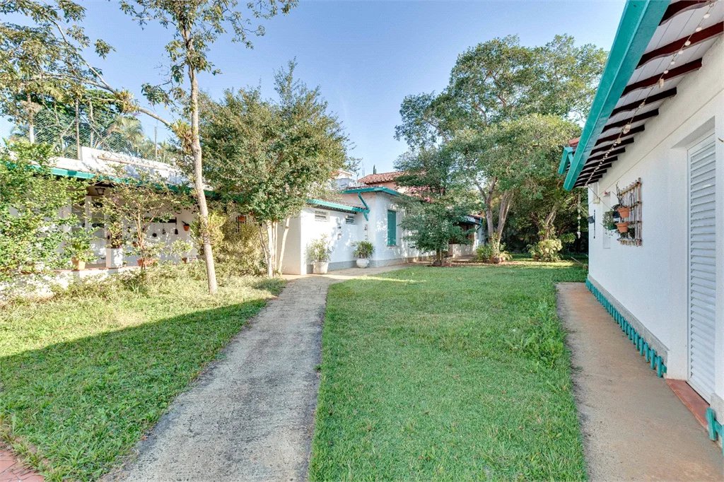 Casa de Vila à venda com 3 quartos em Jardim Hípico, São Paulo, SP