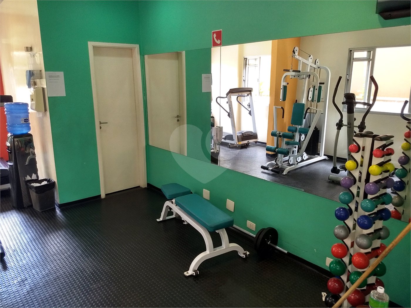 Apartamento à venda com 3 quartos, sendo 1 suíte, em Vila Olímpia, São Paulo, SP