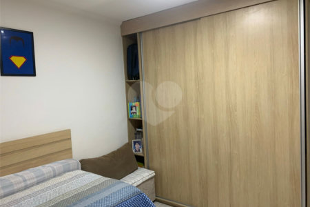 Sobrado à venda com 3 quartos, sendo 1 suíte, em Residencial Novo Horizonte I, Mogi das Cruzes, SP