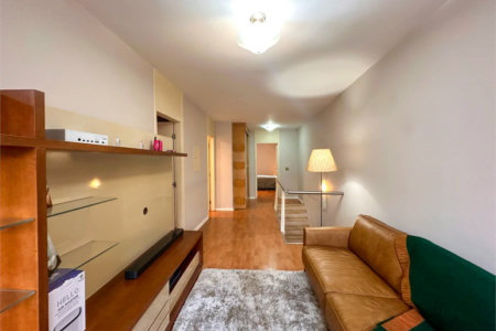Casa à venda com 3 quartos, sendo 1 suíte, no condomínio Barão do Triunfo, São Paulo - SP