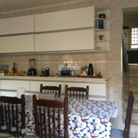 Sobrado à Venda com piscina e próximo à FAAT – Atibaia/SP