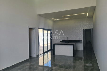 Casa em condomínio à venda com 3 quartos, sendo 1 suíte, em Wanel Ville, Sorocaba, SP