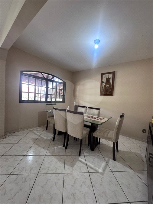 Casa à venda com 5 quartos, sendo 1 suíte, no condomínio Pedra Bonita, Rio de Janeiro - RJ