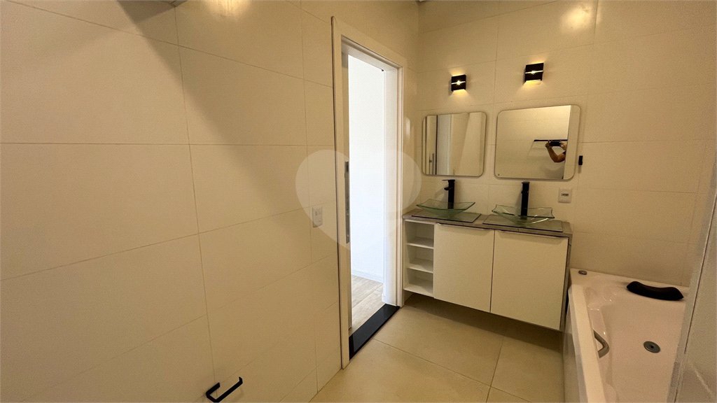 Casa à venda com 4 suítes em Jardim Paulista, Atibaia, SP