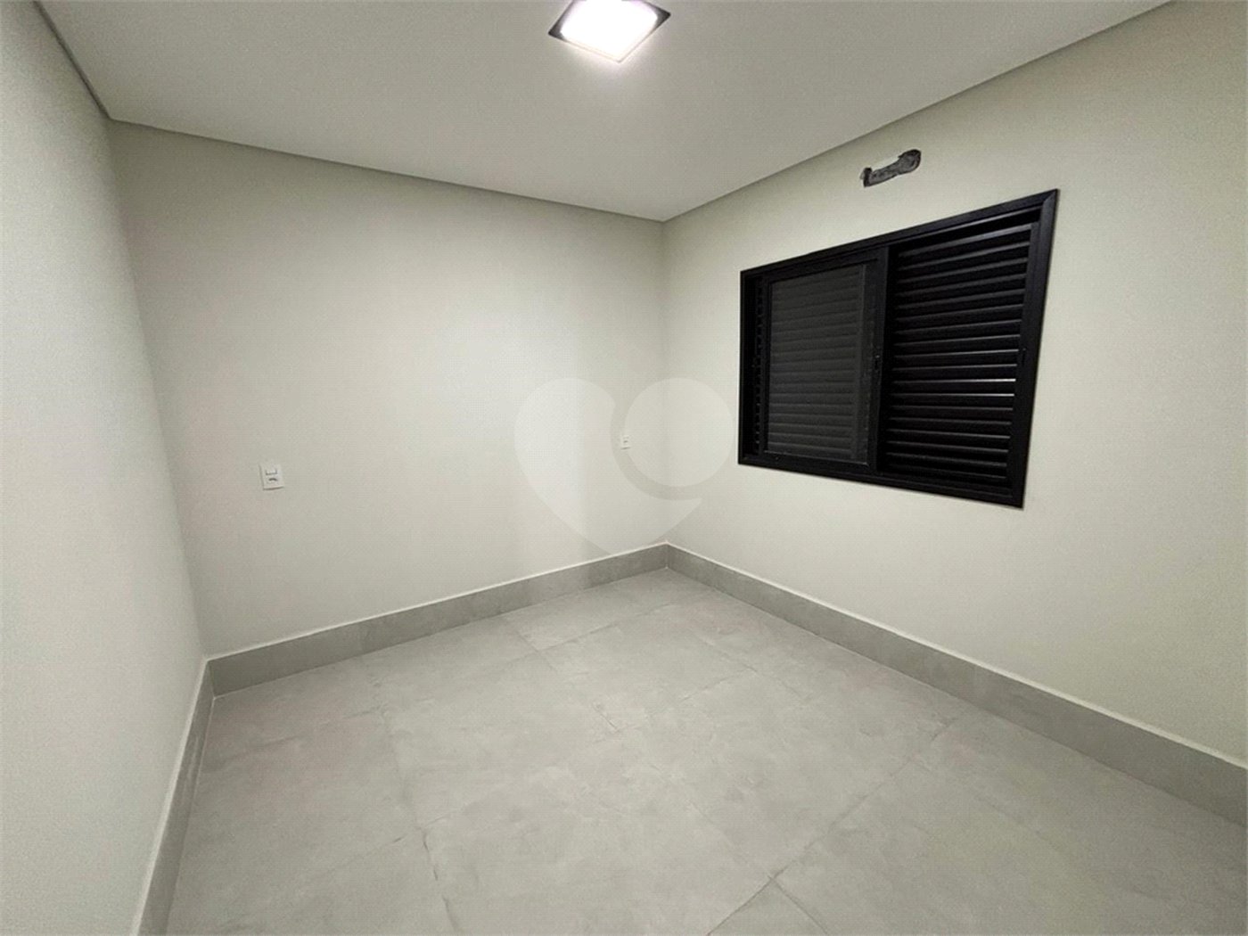 Casa à venda com 2 quartos, sendo 1 suíte, em Jardim Taquaral, Salto, SP