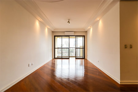 Apartamento à venda com 4 quartos, sendo 3 suítes, em Brooklin Paulista, São Paulo, SP