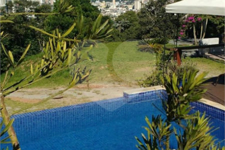 Casa à venda com 4 quartos, sendo 1 suíte, em Jardim Marica, Mogi das Cruzes, SP