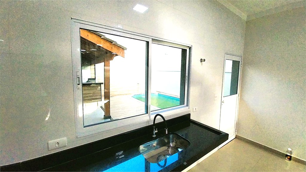 Casa à venda ou para alugar com 3 quartos, sendo 1 suíte, em Jardim Paulista, Atibaia, SP