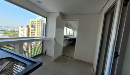 Apartamento à venda com 3 suítes em Água Branca, São Paulo, SP