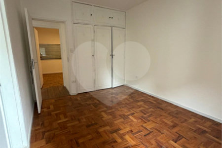 Apartamento à venda com 2 quartos, sendo 1 suíte, em Pinheiros, São Paulo, SP