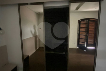 Casa à venda com 4 suítes em Vila Suissa, Mogi das Cruzes, SP